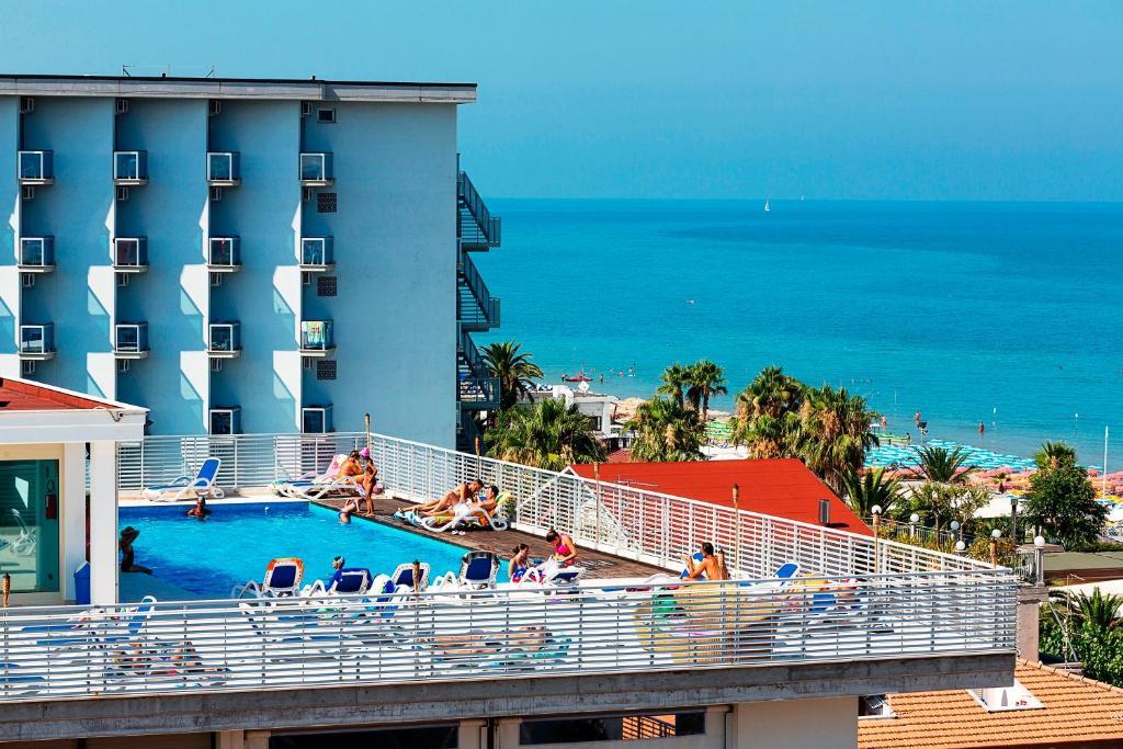 Medi Garden Hotel&residence 3*